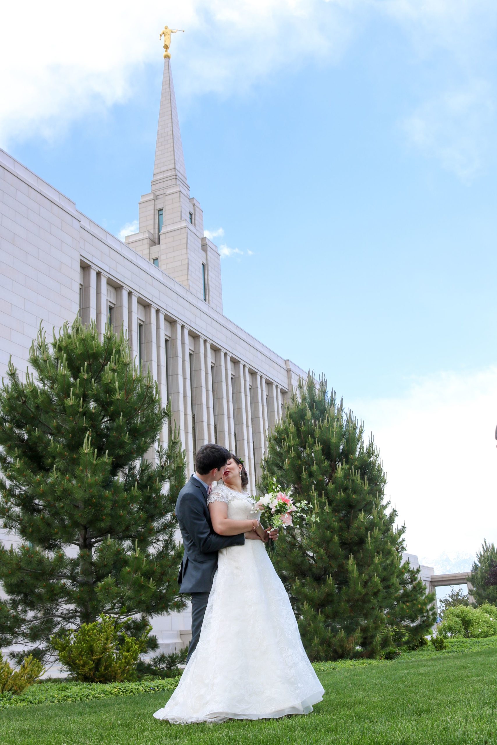 Wedding Photo Session in Utah by Captured by Lexi